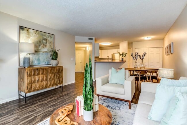 Building Photo - Premium Amenities, On the Cedar Lake Trail...