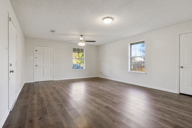 Building Photo - House: Perkins Village