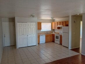 Building Photo - 14340 S Durango Rd