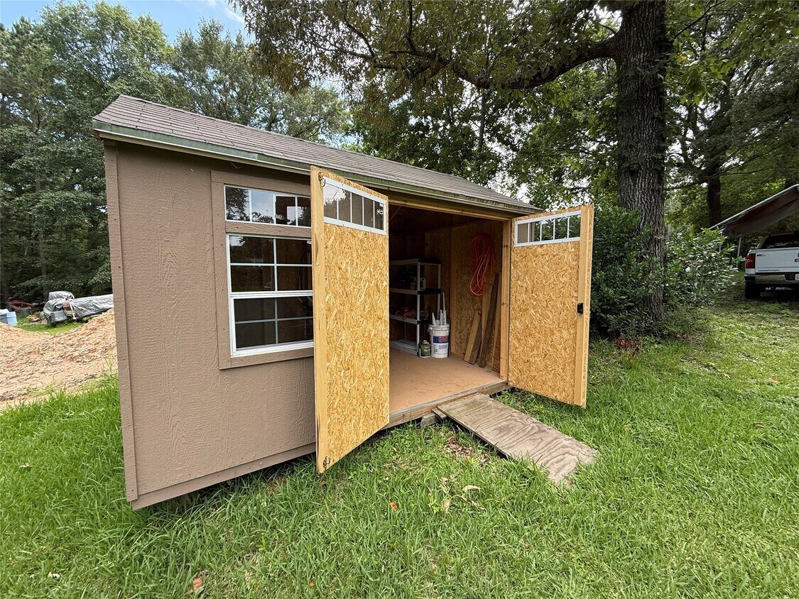 Foto principal - 11928 Hairston Dr