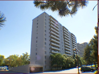 Foto principal - 1840 Bloor St