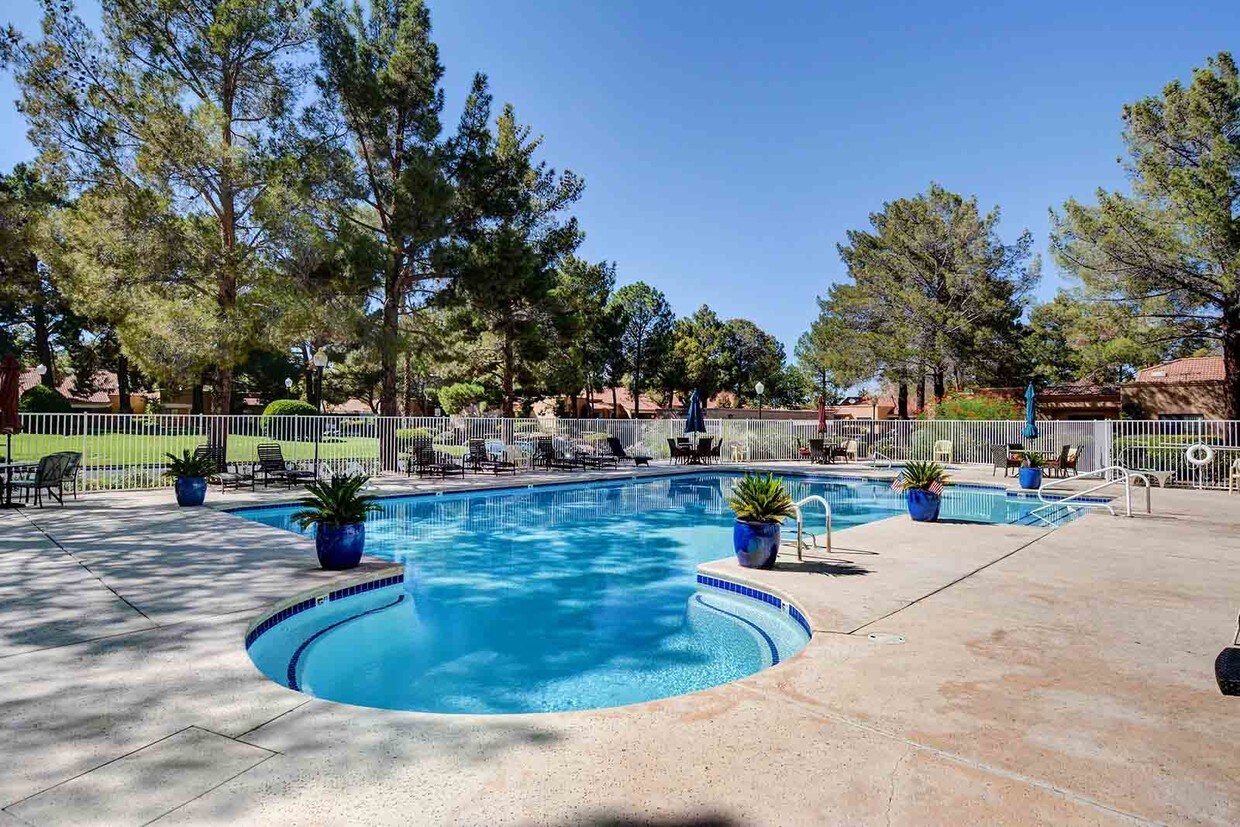 Foto principal - 2851 S Valley View Blvd