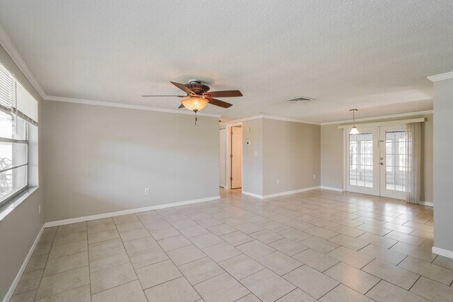 Building Photo - 7211 Moravian Dr
