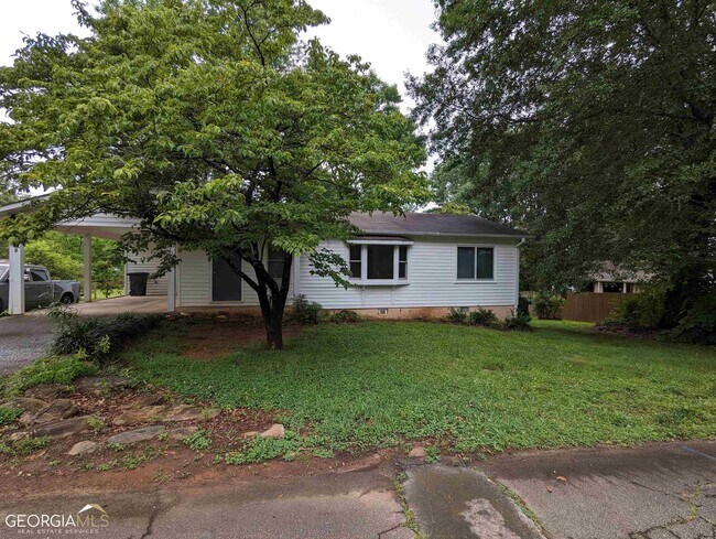 Building Photo - 130 Golddust Ave