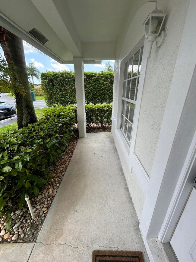 Foto del edificio - 13519 Fountain View Blvd