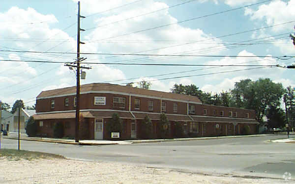 Building Photo - Gateway Apartments