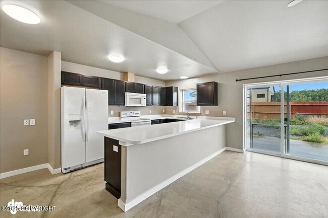 Foto del edificio - 1115 Spring Dr