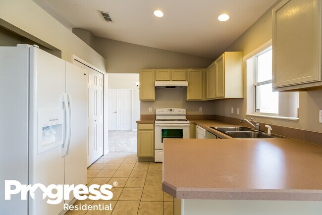 Building Photo - 1480 Muir Cir