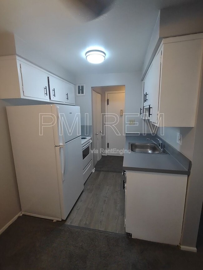 Foto del edificio - 14437 Triskett Rd