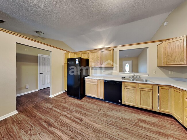 Foto del edificio - 12870 Longleaf Ln