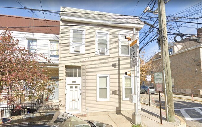 Foto del edificio - 814 28th St