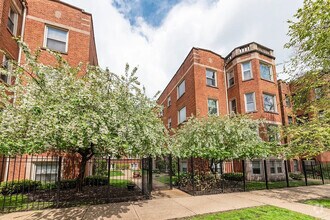 Building Photo - 1618 W Columbia Ave