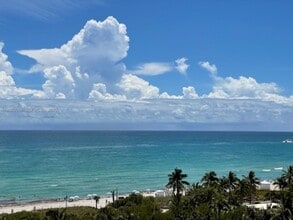 Building Photo - 5313 Collins Ave