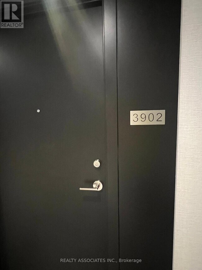 Photo du bâtiment - 82 Dalhousie St