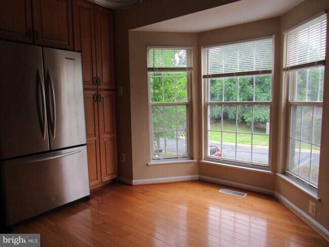 Foto del edificio - 46552 Broadspear Terrace