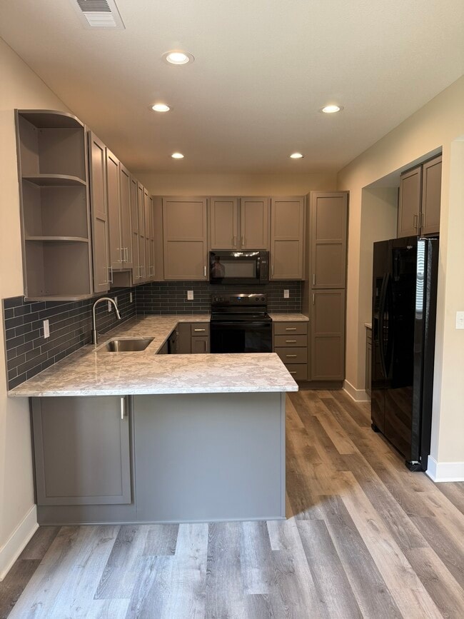 Photo - 8524 Kickapoo St (De Soto, KS) Townhome