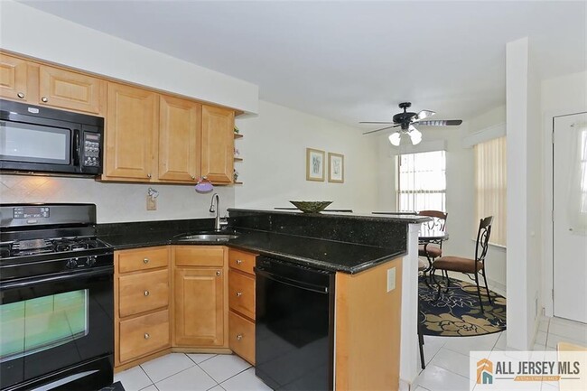 Foto del edificio - 173 Salem Rd