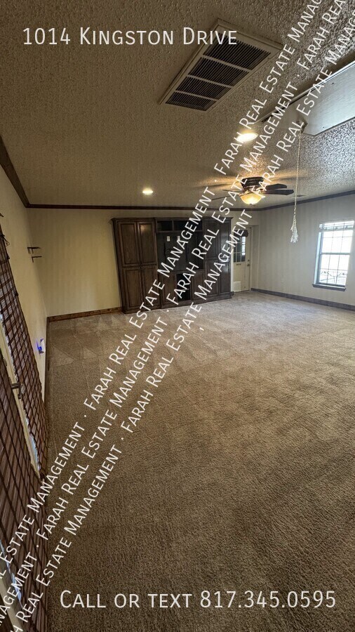 Foto del edificio - 1014 Kingston Dr