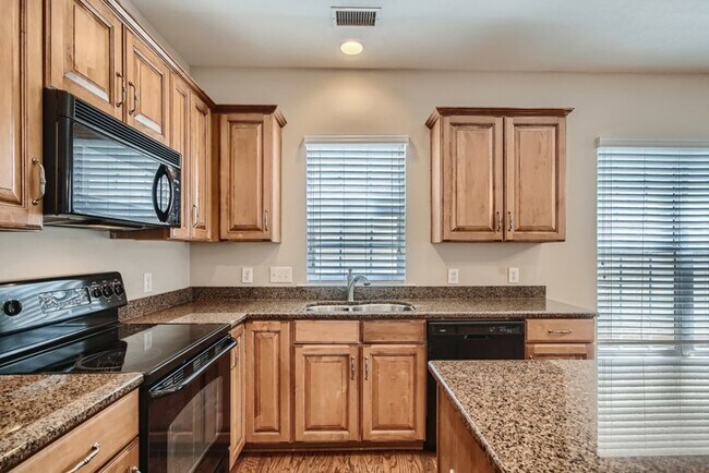 Foto del edificio - 3302 Darlington Rd