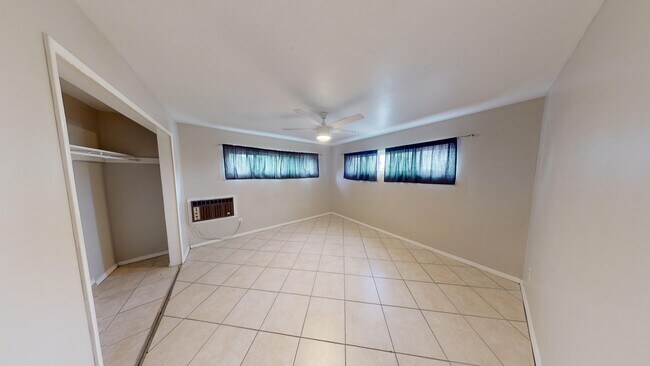 Foto del edificio - 5311 Saxon St