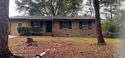 Building Photo - 712 Goodall Ave