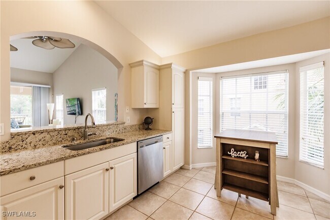 Foto del edificio - 20101 Seagrove St