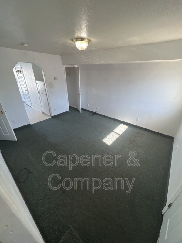 Building Photo - 97 E 1400 S