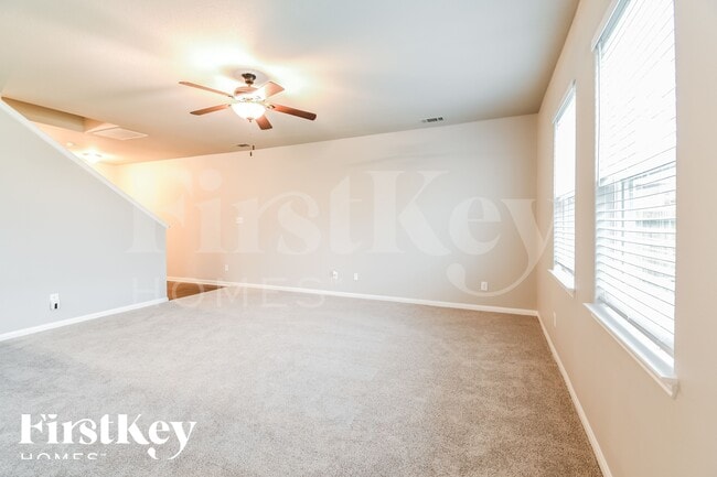 Building Photo - 5931 Golden Cove Rd