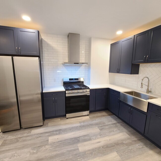 Building Photo - 2707 Bergenline Ave