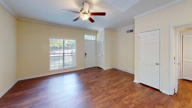 Interior Photo - The Carriage Homes at Wyndham