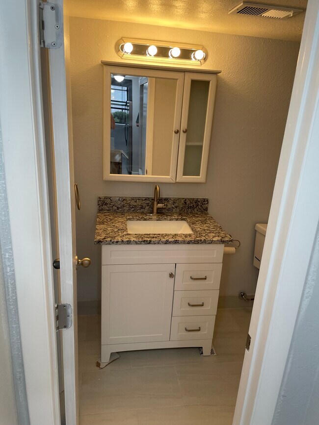 Foto del edificio - 9867 E Peakview Ave