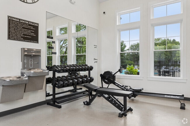 Gimnasio - The Lakes Of Olentangy