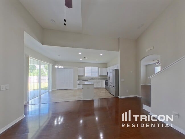 Building Photo - 9346 Black Thorn Loop