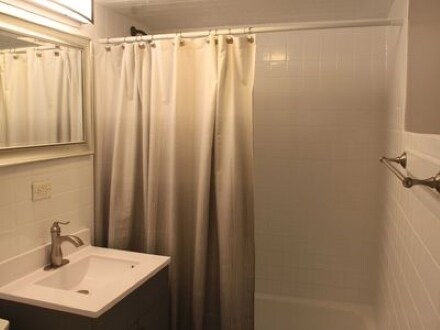 Foto del edificio - 9616 W Higgins Rd