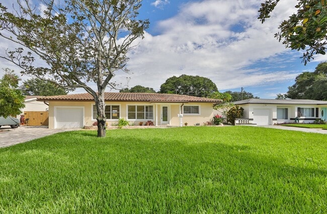 Foto del edificio - 5941 4th Ave N