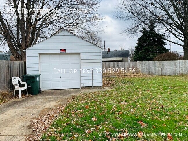 Building Photo - Nice Two Bedroom Ranch!
