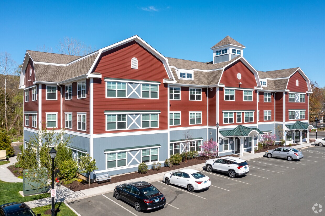 Brookfield Village Apartments Apartments in Brookfield, CT