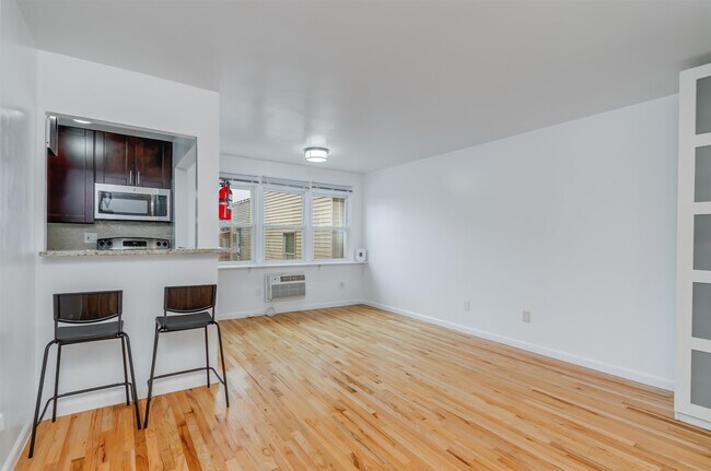 Foto del edificio - 310 70th St