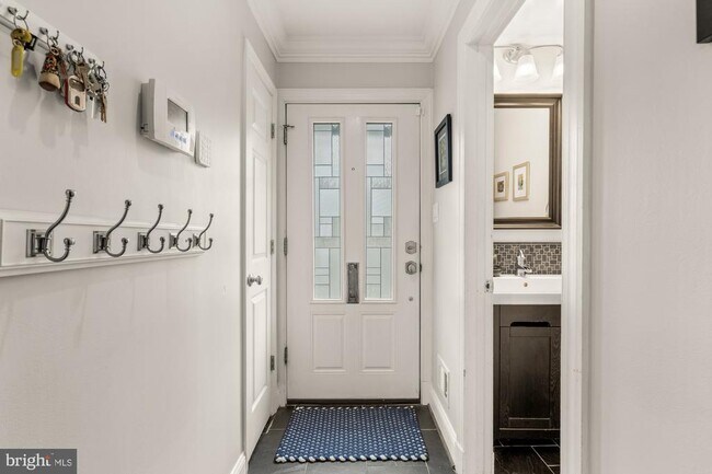 Foto del edificio - 4017 16th St NW