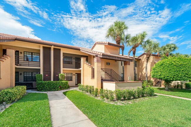 Building Photo - 6442 Aspen Glen Cir