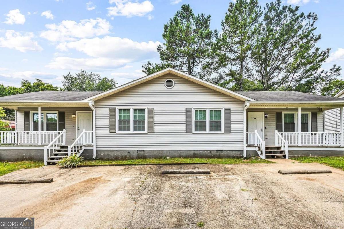 Foto principal - 4 E 1st St