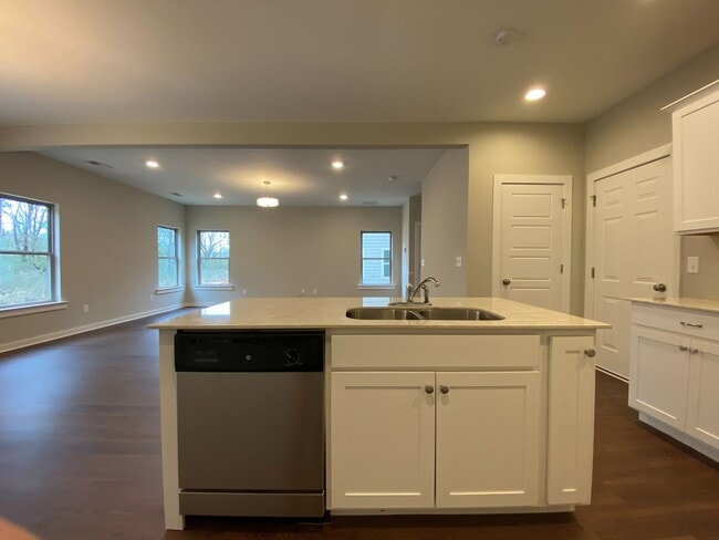 Foto del edificio - 4 Bedroom Home for Rent in Pinson, AL! Available NOW!