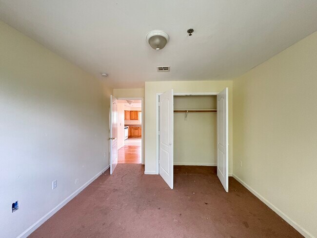324 Clinton Ave 2 - 324-326 Clinton Ave