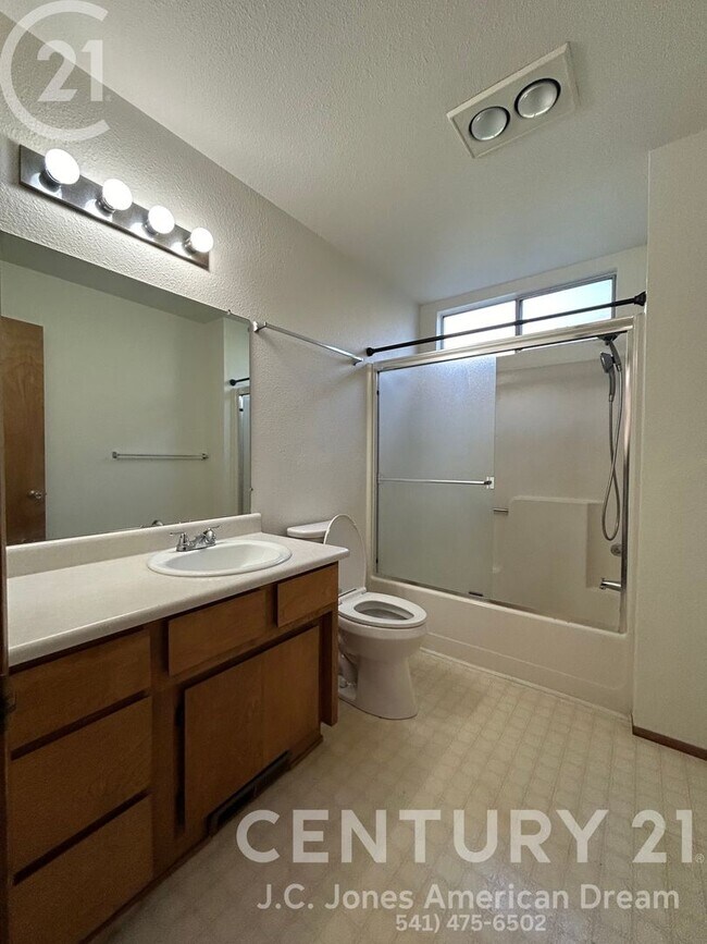 Foto del edificio - BLLC2503.3