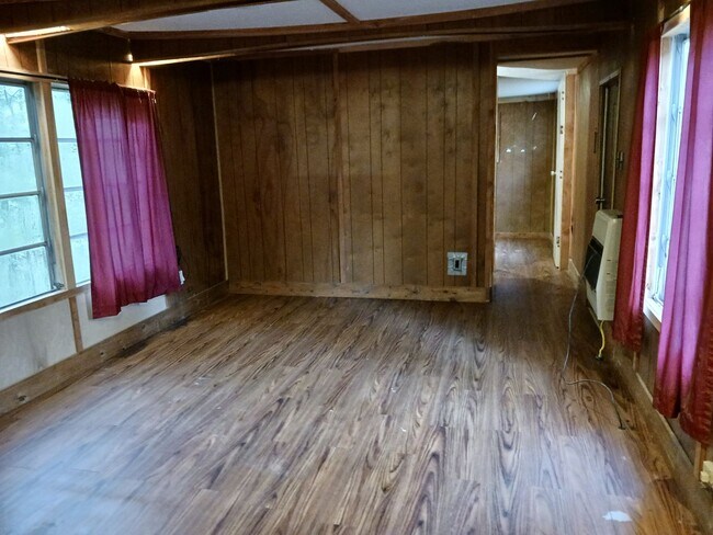 Building Photo - 6498 Mt. Olivet Rd