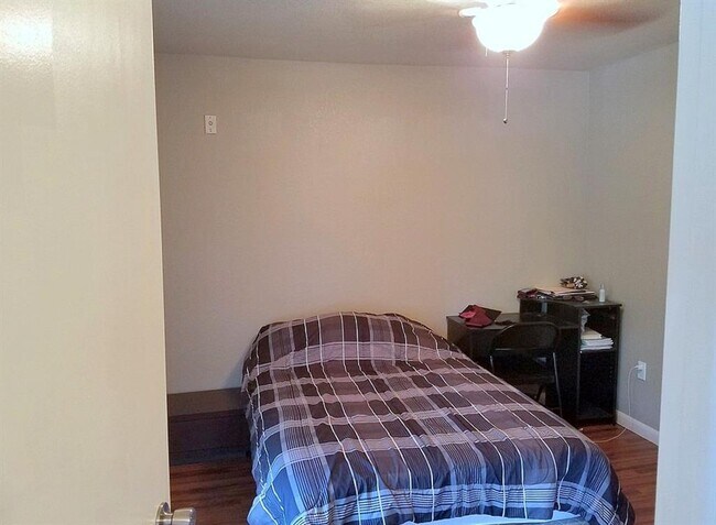 Foto del edificio - 519 Southwest Pkwy