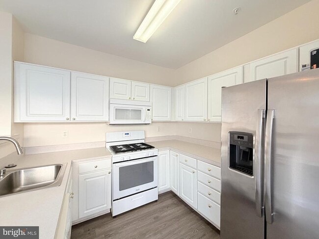 Foto del edificio - 112 Rabbit Chase Dr