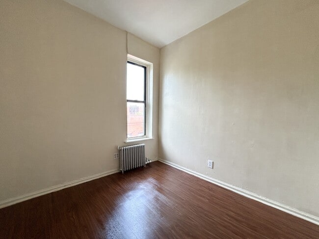 Building Photo - 973 Aldus St