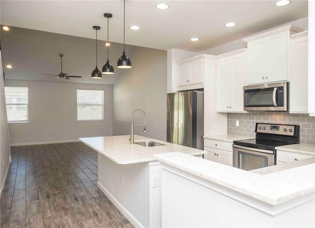 Foto del edificio - 11737 Brookside Dr