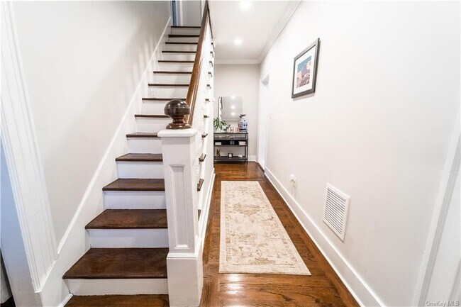 Foto del edificio - 3435 Lexington Ave